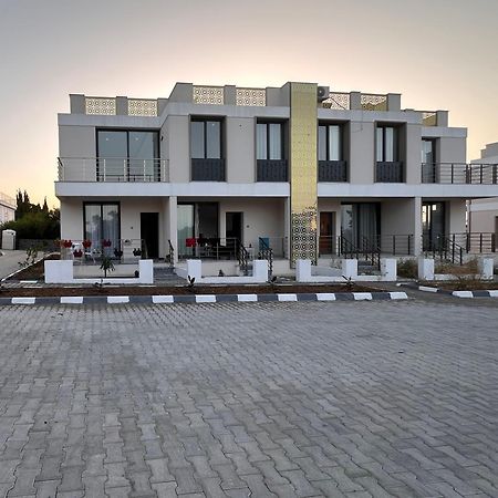 Palmiye Apartment Kyrenia  Exterior photo